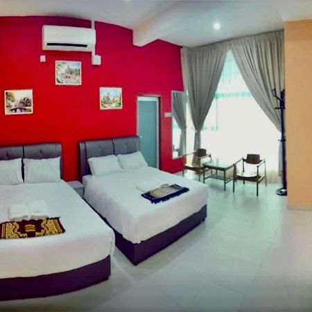 Hotel Puteri Miqaila Seri Iskandar Exterior foto