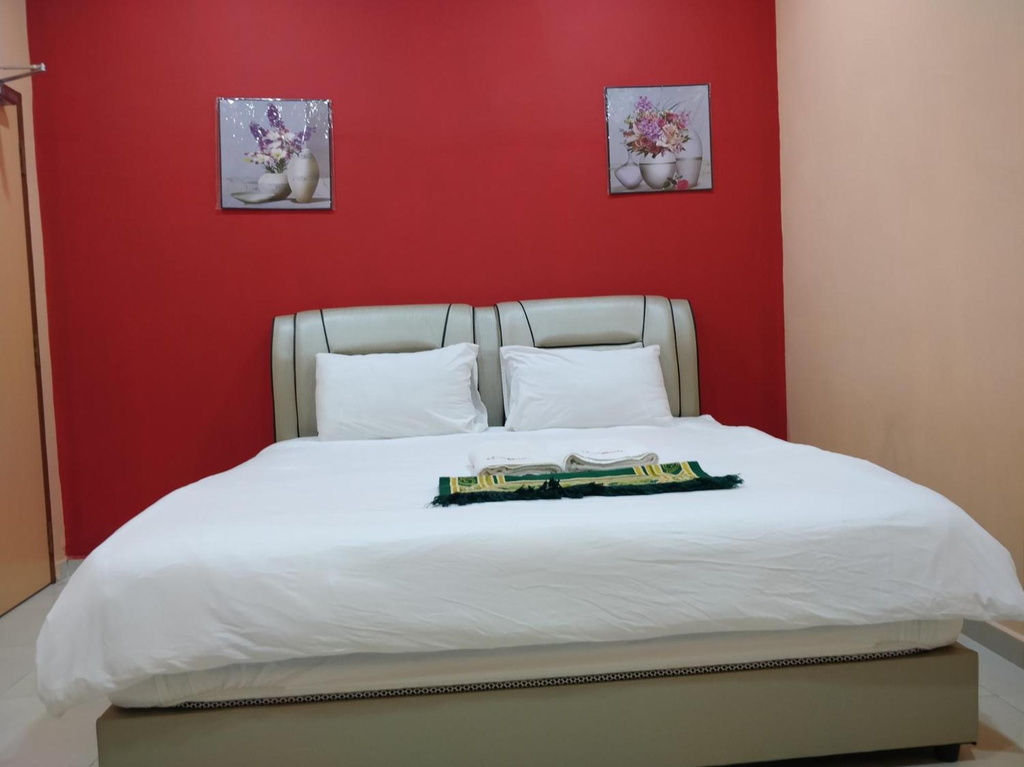 Hotel Puteri Miqaila Seri Iskandar Exterior foto