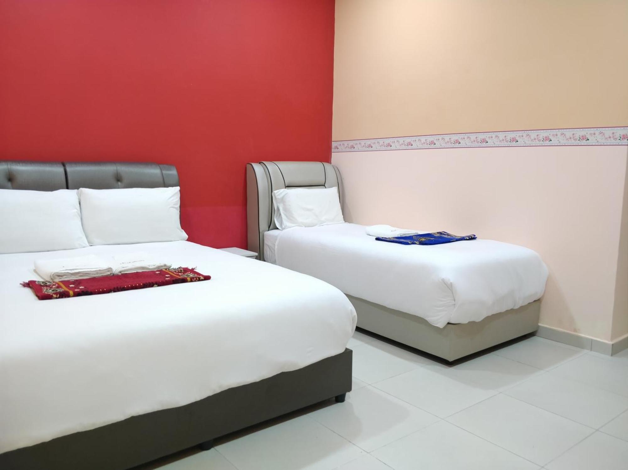 Hotel Puteri Miqaila Seri Iskandar Exterior foto